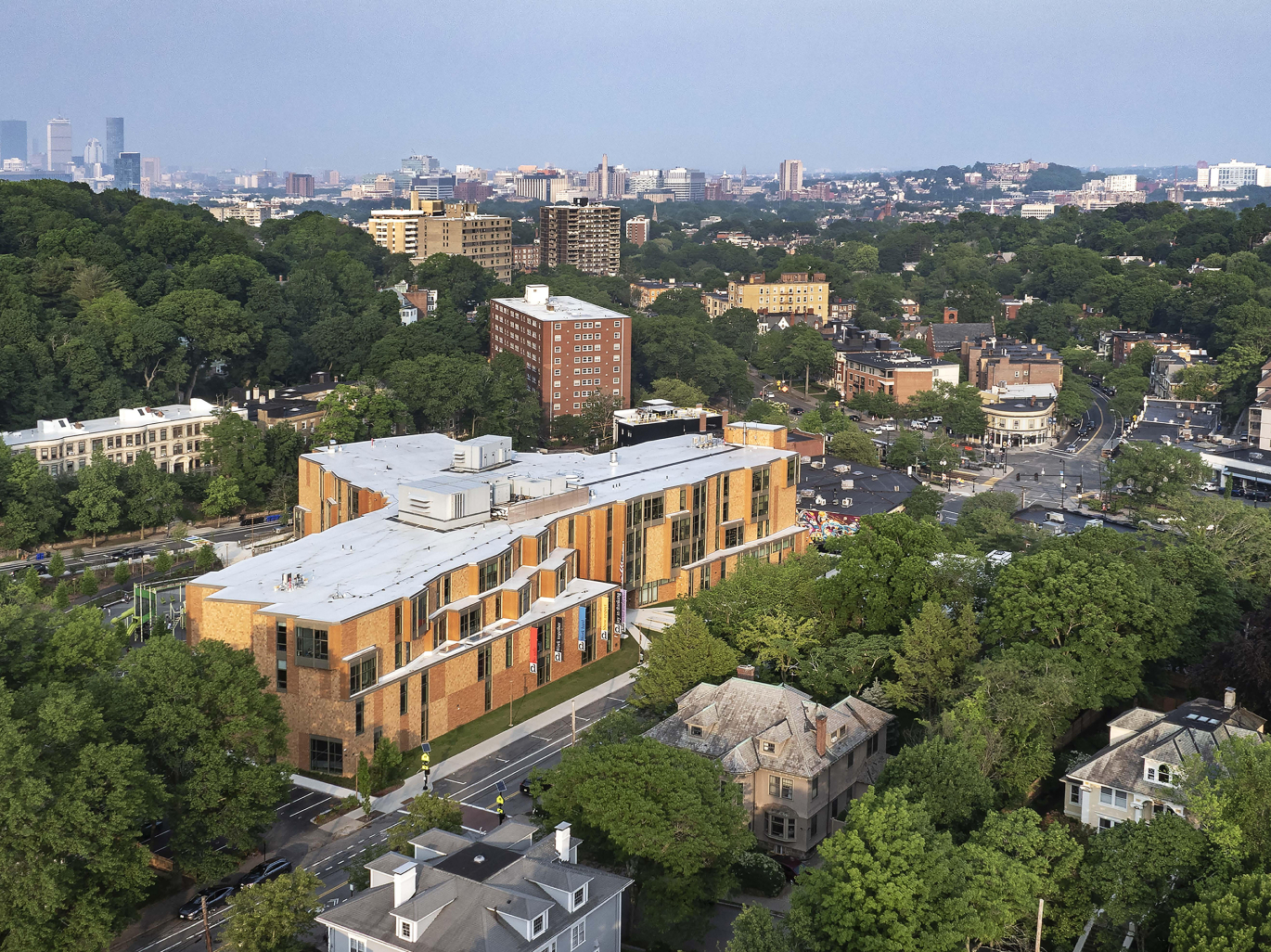Completing the Urban Neighborhood