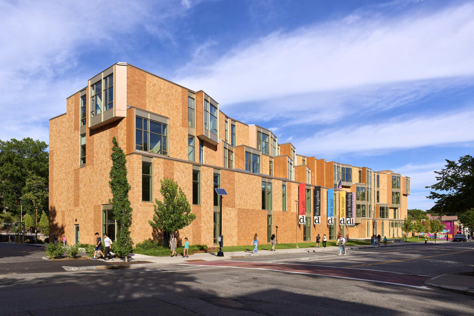 Forming An Appropriately Scaled Street Wall for Busy Washington Street
